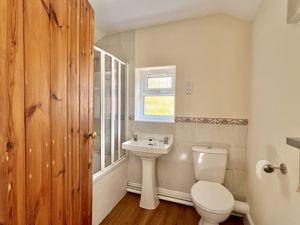 Photo 15- click for photo gallery